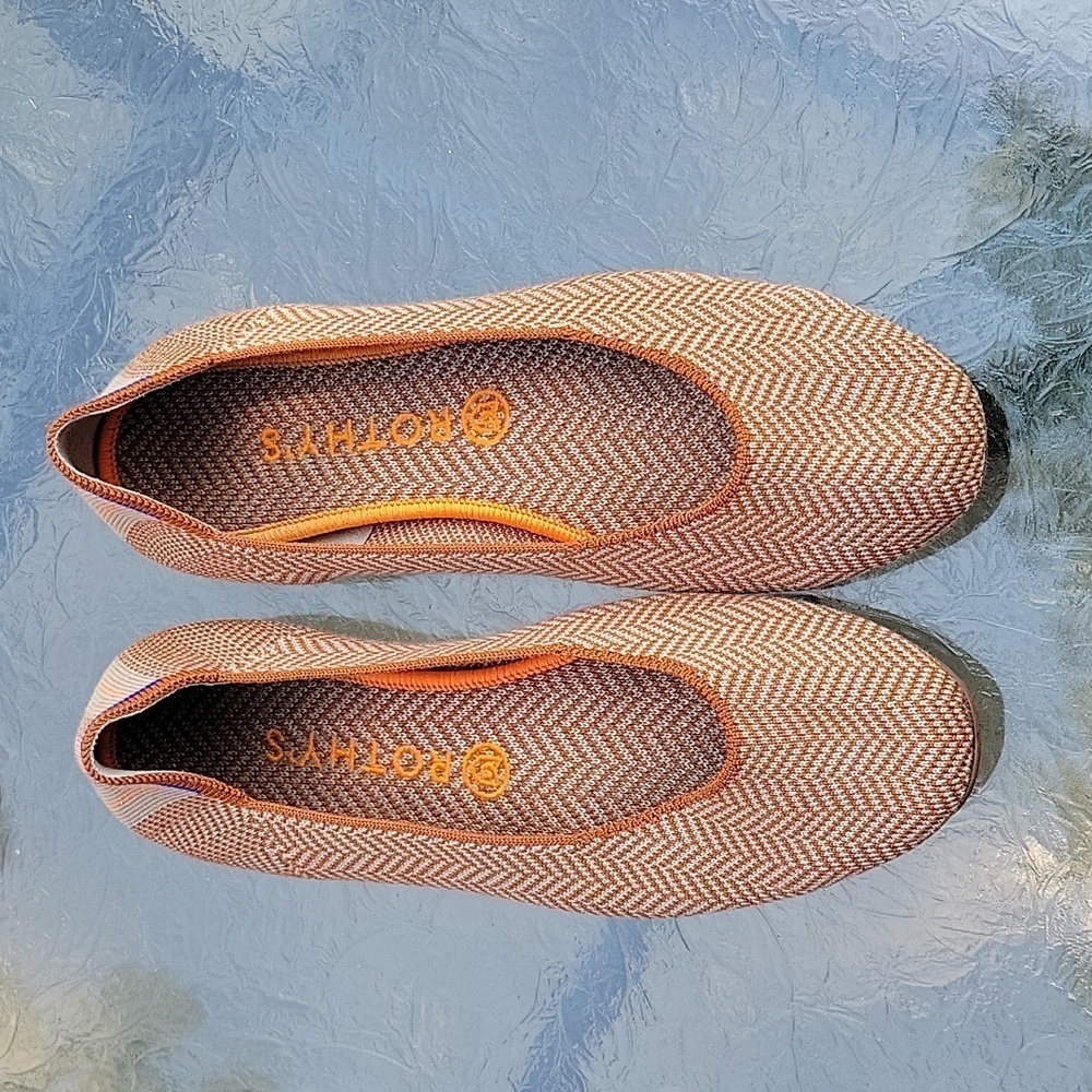 Rothy’s flat wool blend brown zig zag chevron shoes sz.9.5